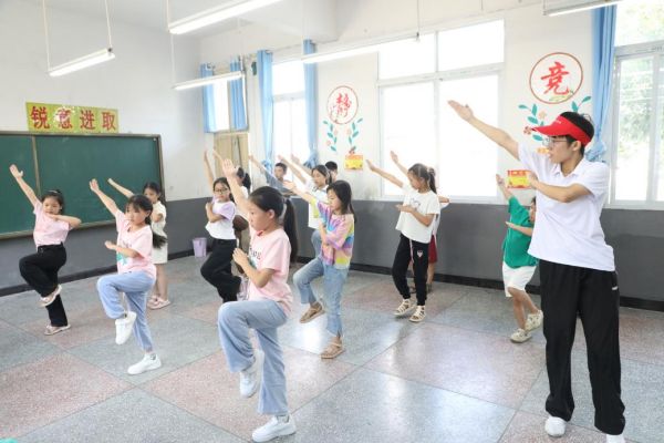 武术学习。mg冰球突破豪华版网址供图