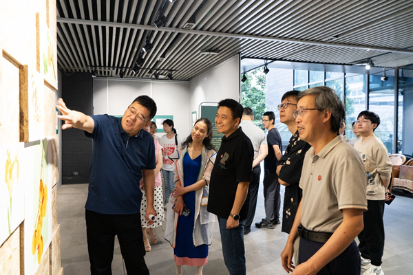 展览现场。mg冰球突破豪华版网址美术学院供图